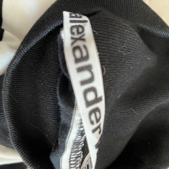 Alexander Wang size M top - Picture 15 of 16
